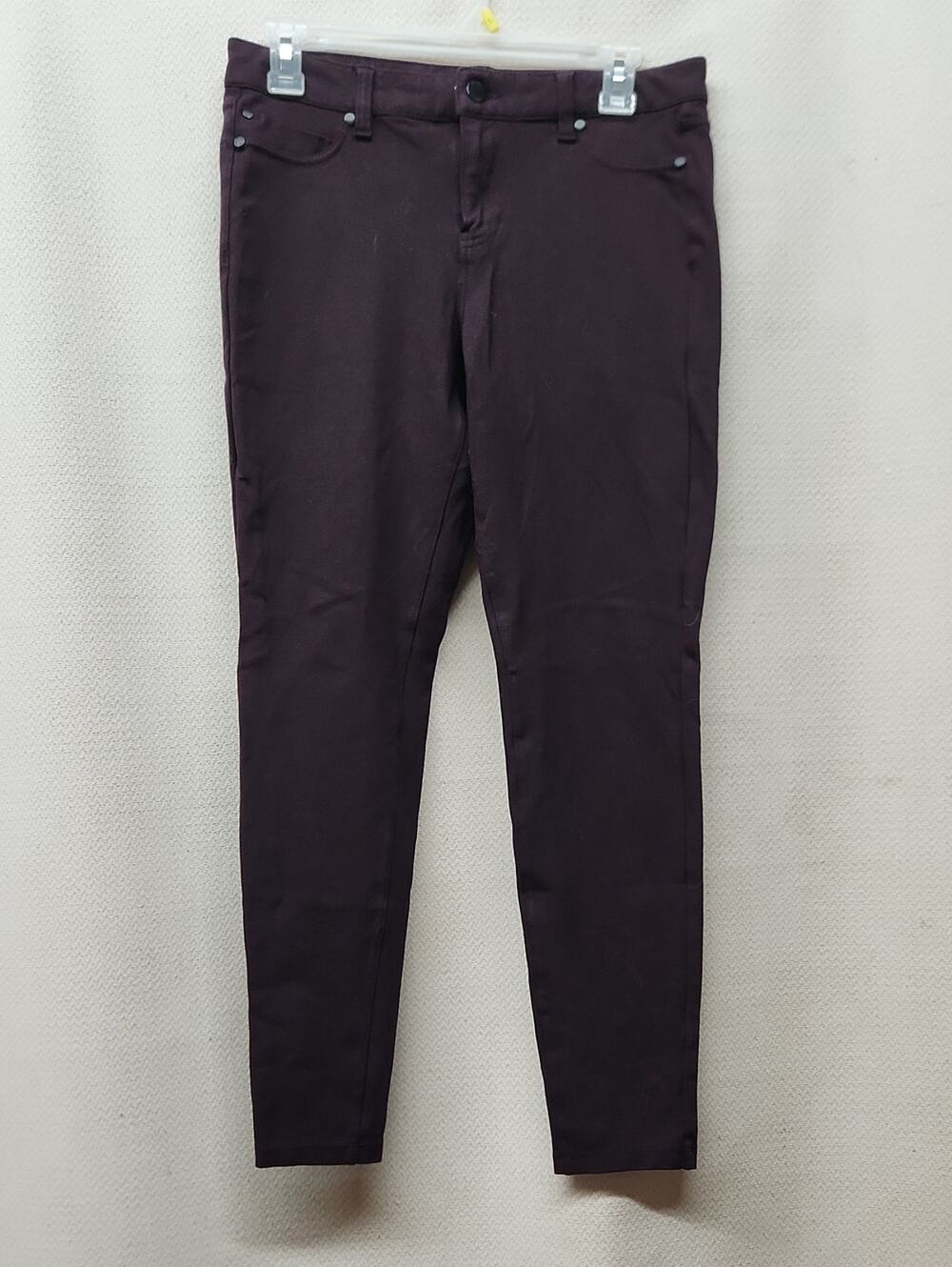 Liverpool Skinny Pants in Deep Plum